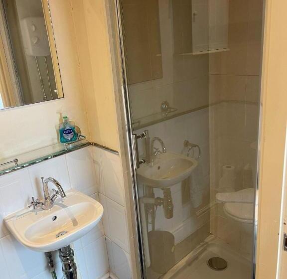 اتاق لوکس, Great Apartman Liverpool