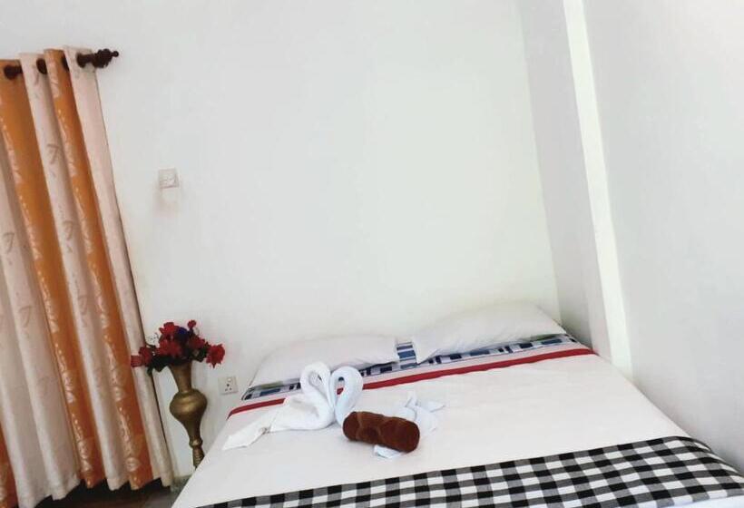 Номер Стандарт Трехместный, Green Shade Resort & Haritha Sewana