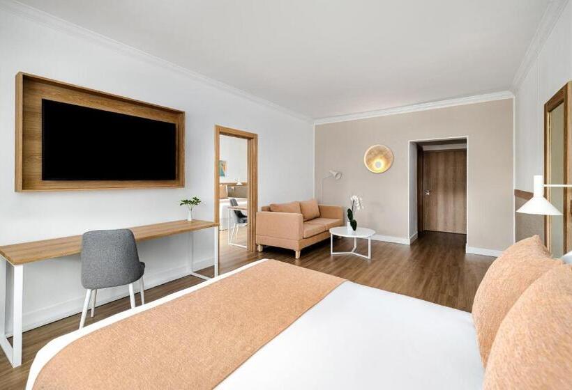 اتاق دلوکس با تخت کینگ و چشم‌انداز, Sunscape Dominicus La Romana   All Inclusive
