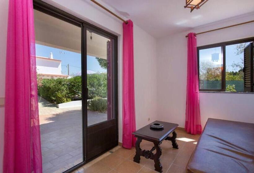 Вилла 1 Спальня, Casa Silver, Gale   Sleeps 9 Close To Amenities And Beach!