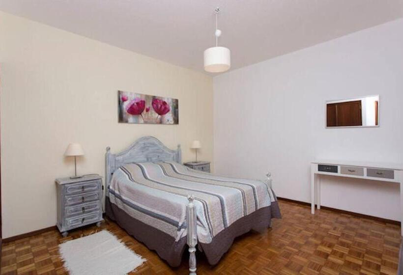 Вилла 1 Спальня, Casa Silver, Gale   Sleeps 9 Close To Amenities And Beach!