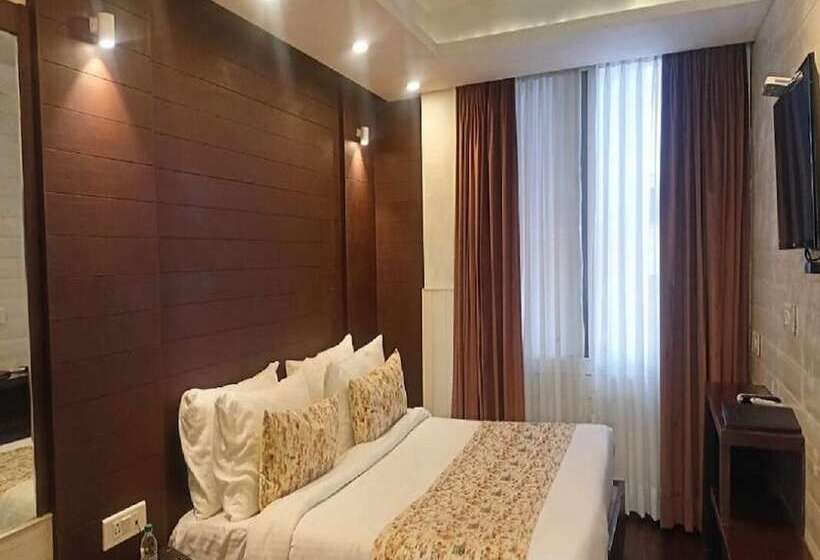 디럭스 룸, Yashshree Mussoorie Mall Road