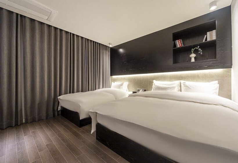 Люкс, Pohang Hotel Noblion