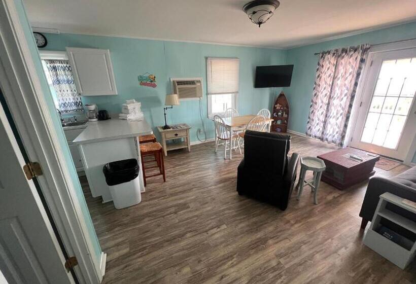 Апартаменты 1 Спальня Вид на Море, Sea Vista Motel