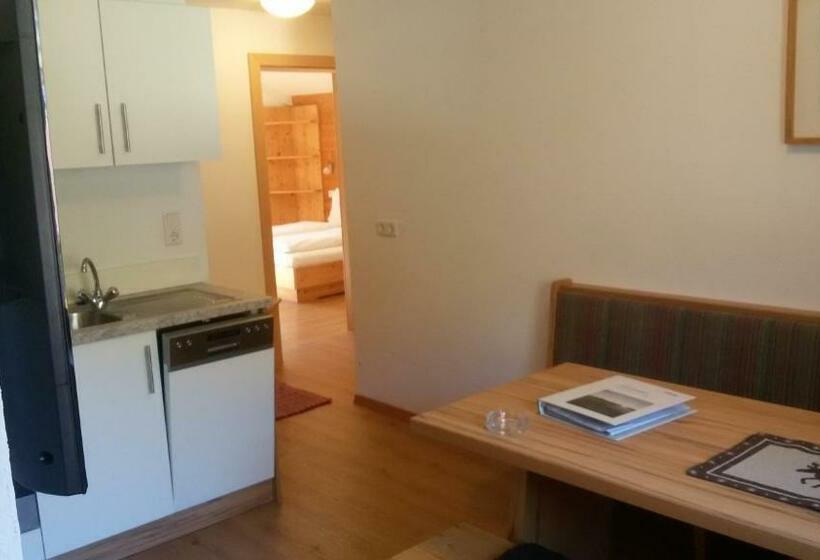 발코니가 있는 2 베드룸 아파트, Apartment Haus Am See