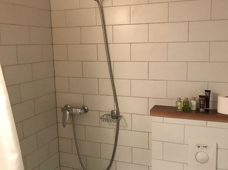 Номер Стандарт, Hamilton Lodge & Spa