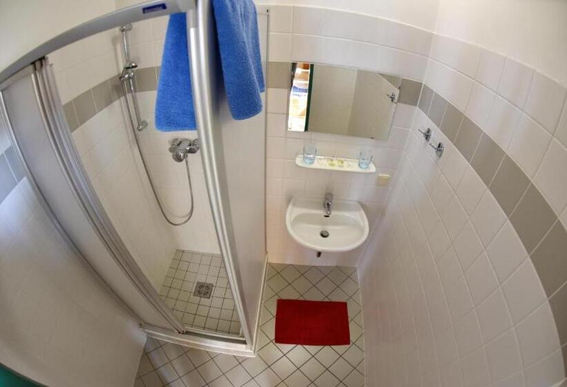 ファミリールーム, Junges Hotel Tulln