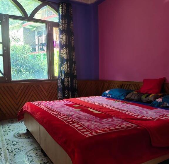 Номер Economy, Pineview Hostel And Cafe