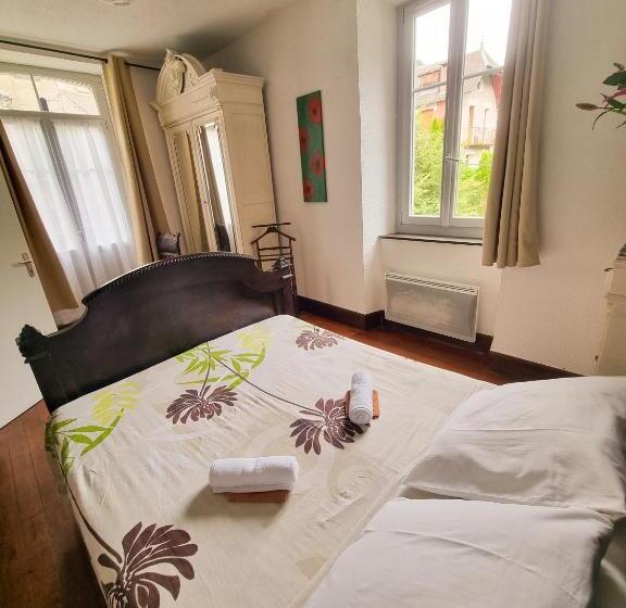 Номер Стандарт, Auberge Du Crabère