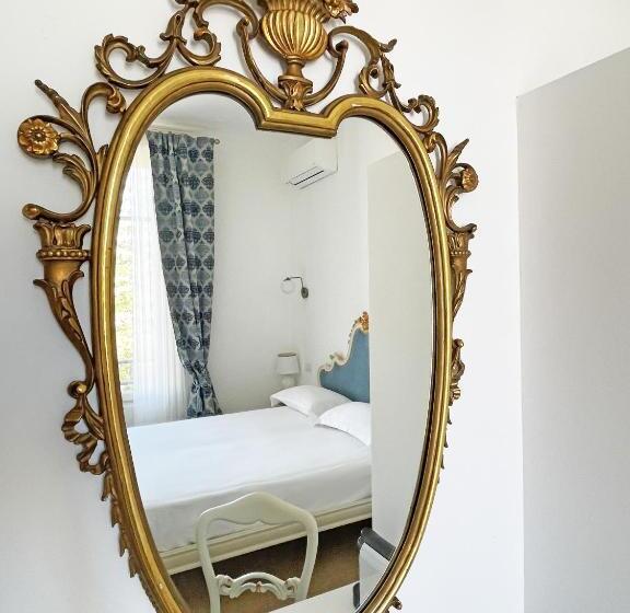 اتاق استاندارد با بالکن, B&b Isola Messina