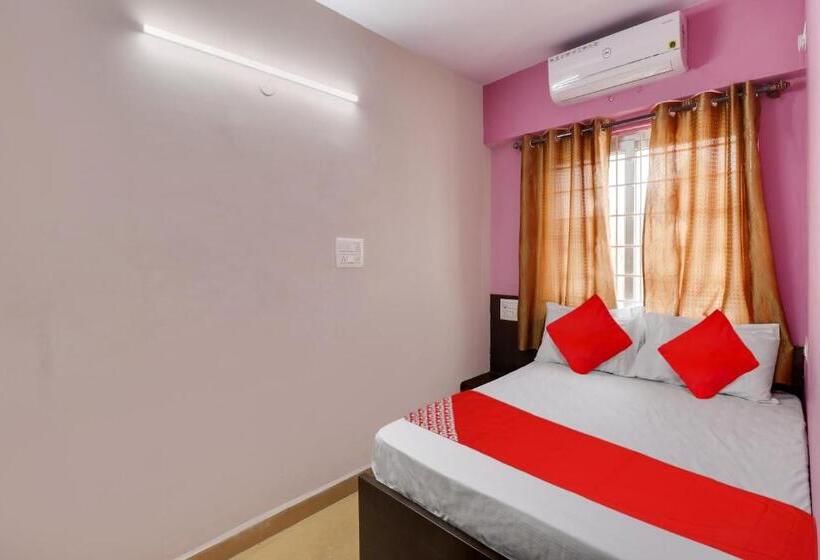 Трехместный Номер Классика, Oyo Flagship Gayathri Lodging & Boarding