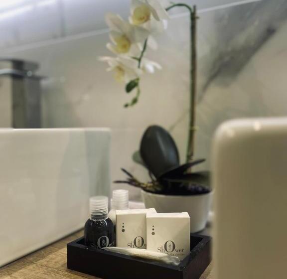 اتاق استاندارد با تخت بزرگ, Miluar Luxury B&b   Vanvitelli