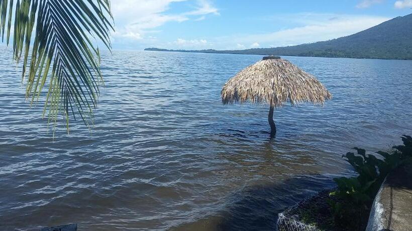 Номер Стандарт, Exotic Island Lodge