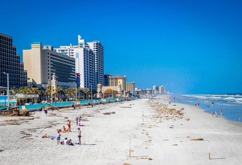 דירת חדר נוף לים, Ocean Walk Resort 2332   Just Updated 2 Br Deluxe North Tower