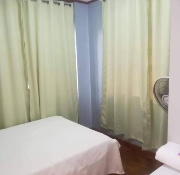 Номер Deluxe, Juliet Guest House Near Enchanted Kingdom