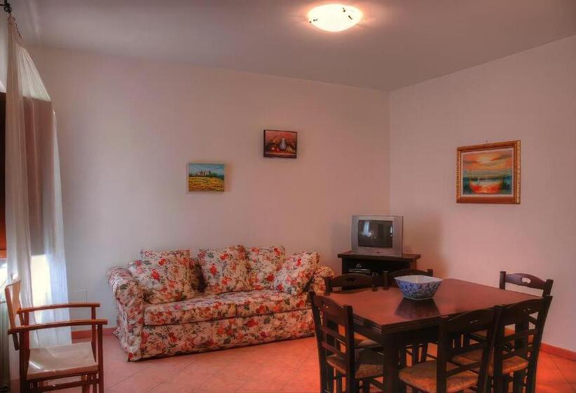 庭の見える１ベッドルームアパートメント, Agriturismo L Elce