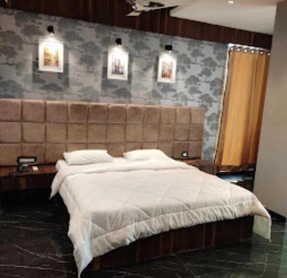 Номер Deluxe Одноместный, Buldana Urban Residency Club , Buldana