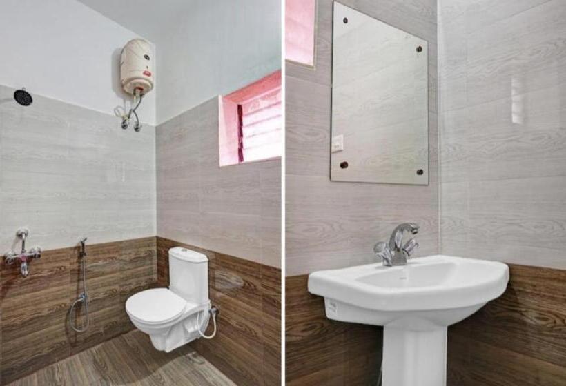 Номер Deluxe Кровать Кинг, Moonlight Premium Bhubaneswar By Morservices