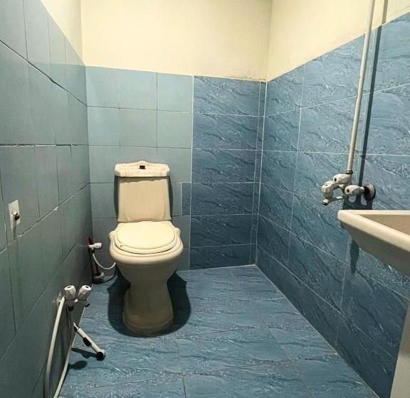 Economy Triple Room, The Value Guest House Near Airport