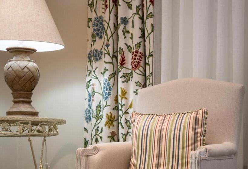 Номер Deluxe Кровать Кинг, Via S Guesthouse