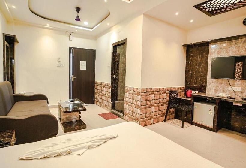 Номер Deluxe с Балконом, Bombay Beach Resort
