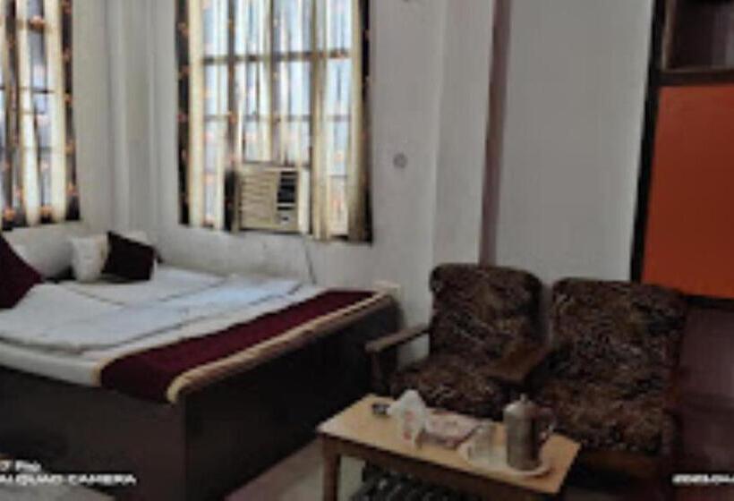 豪华房间, Amit Lodge, Bihta