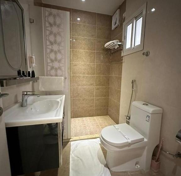 سوییت جونیور, Sunrise Suites