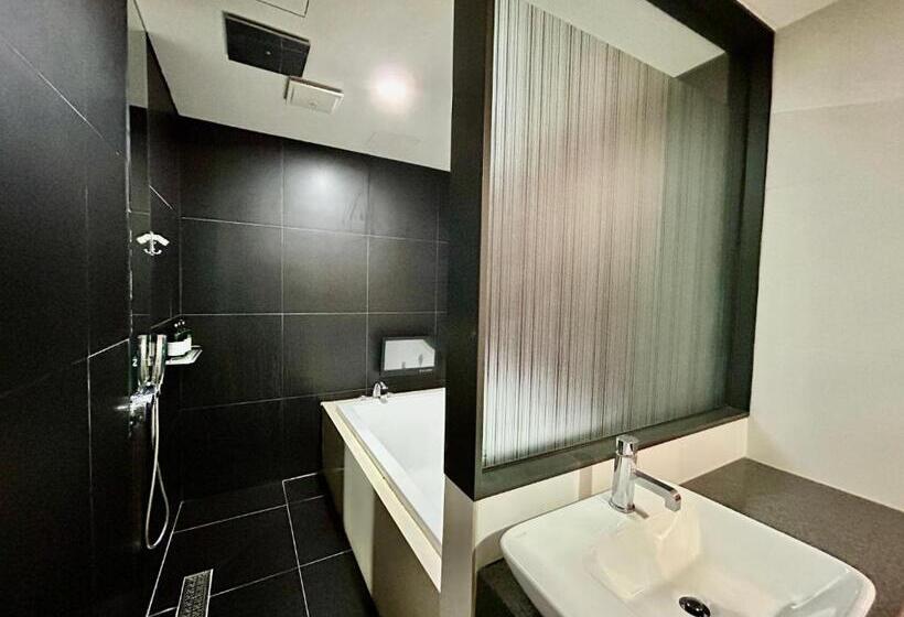 Suite with Terrace, Arieti A