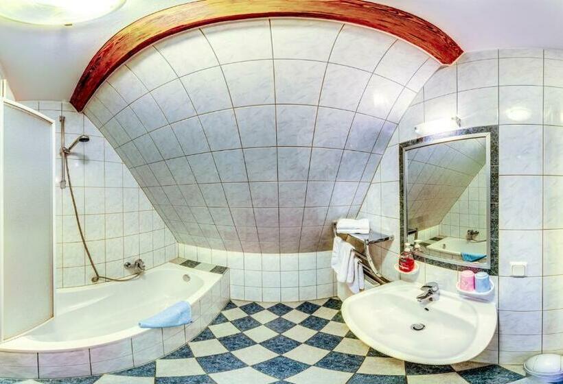 Номер Стандарт, Frühstückspension Zanglhof