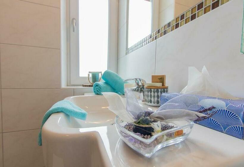 اتاق استاندارد با چشم‌انداز کوهستان, Sporthotel Kitz
