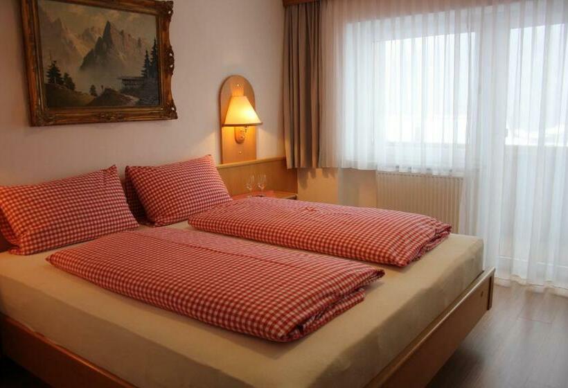 Номер Стандарт с Балконом, Landhotel Wolf