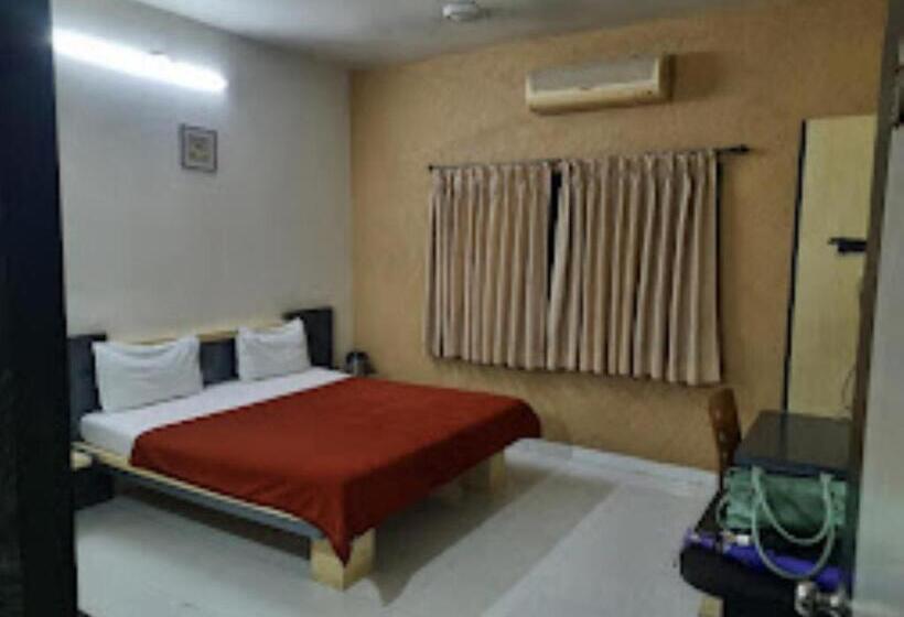 Номер Deluxe, Cool Palace, Nashik