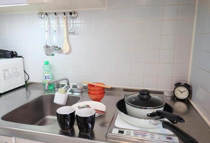 Habitación Estándar, Sendagi Guest House