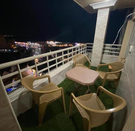 آپارتمان 1 خوابه با تراس, Hi Alex Apartments