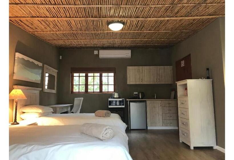 Family Suite, Blue Mountain View Cottages