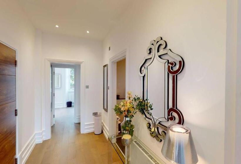 Апартаменты 2 Спальни, The Harrington   Knightsbridge   18 Rutland Gate