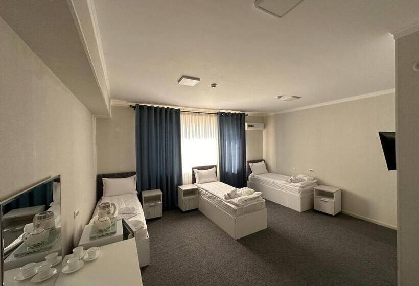 스탠다드 트리플 룸, Gumbaz Luxury