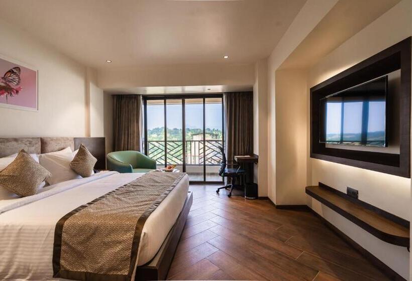 Номер Deluxe, Regenta Place Igatpuri