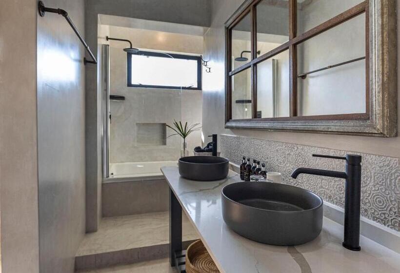 Дом 2 Спальни, Seaforth Country House