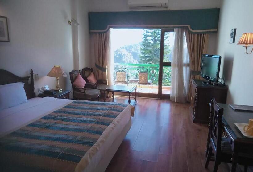 스탠다드 룸 산 전망, Kasauli Resort By Piccadily