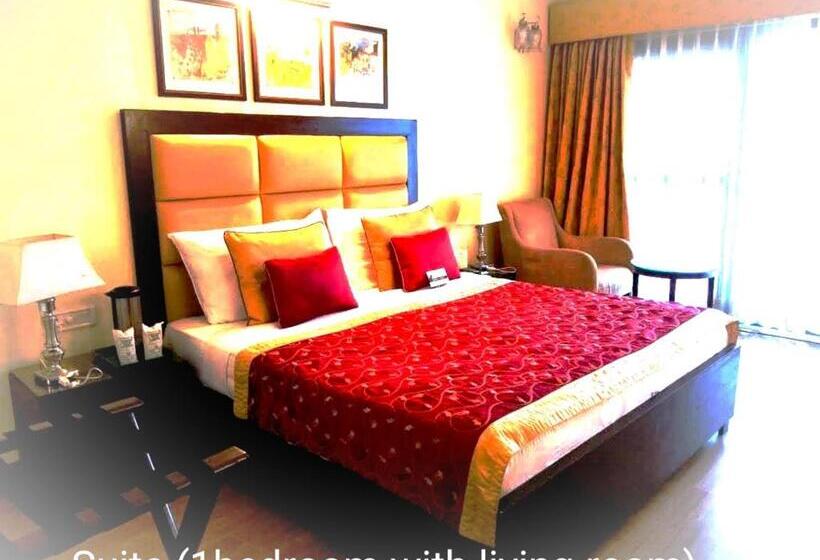 발코니가 있는 스위트, Kasauli Resort By Piccadily