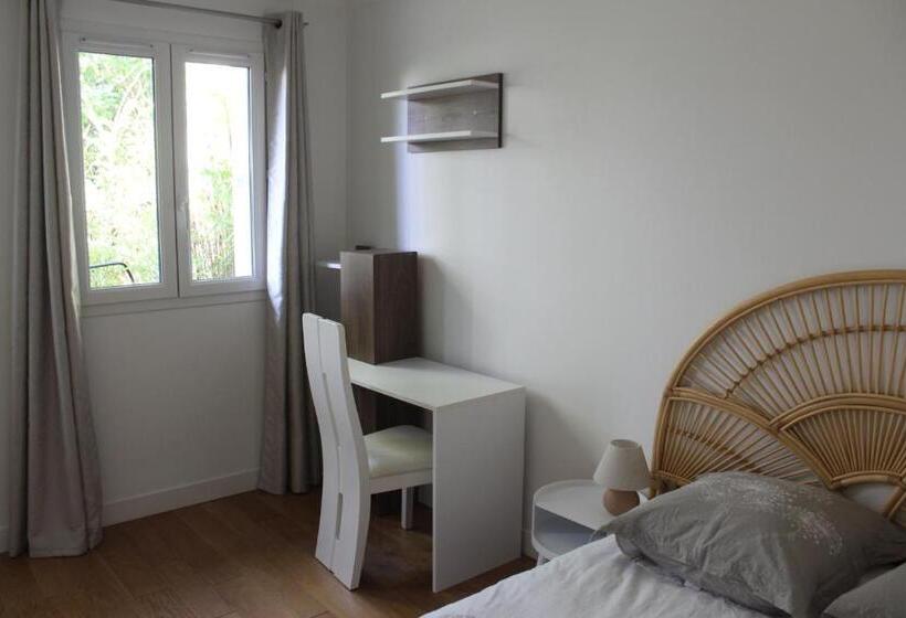 Family Suite, Au Tour Des Bois