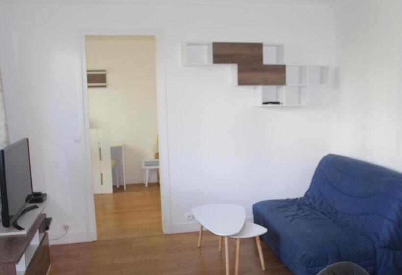 Family Suite, Au Tour Des Bois