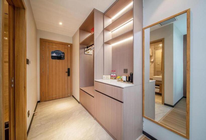 Номер Стандарт с Балконом, Hefei Tom