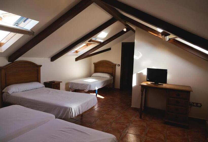 4인용 스탠다드 룸, Hostal Corper Navalcarnero