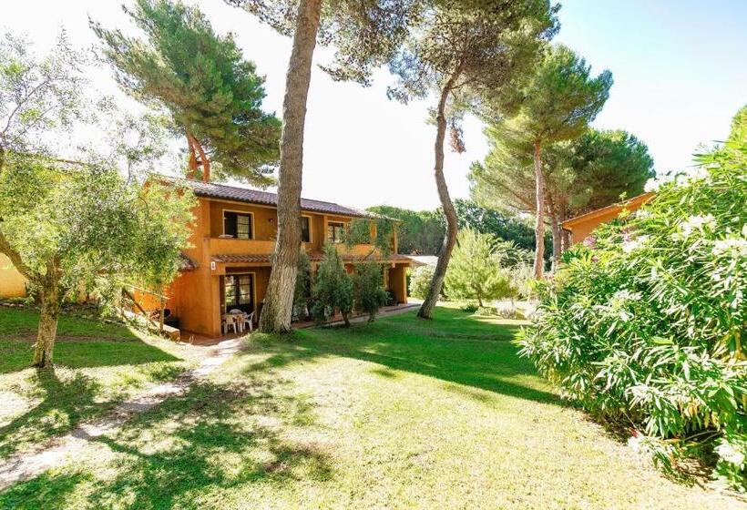带1个卧室的带阳台的公寓, Residence With Swimming Pool In Guardistallo Surrounded By Nature