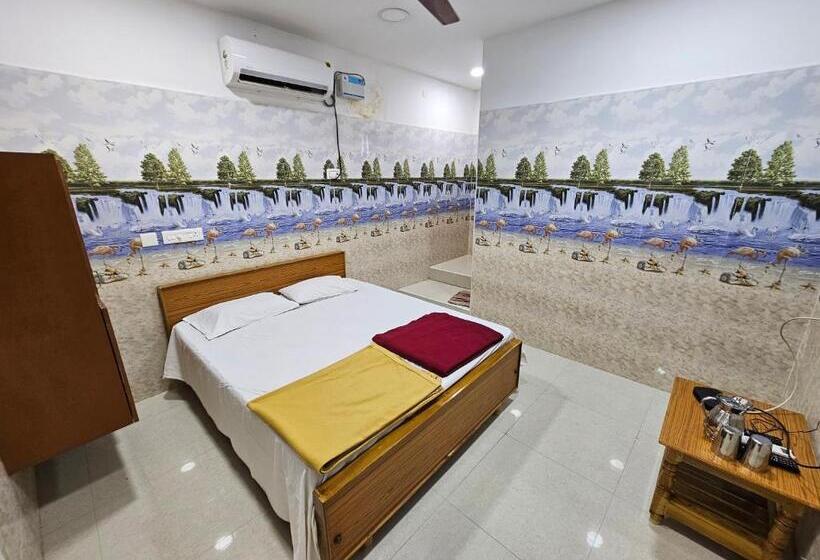 غرفة قياسية, Arunachala Guest House