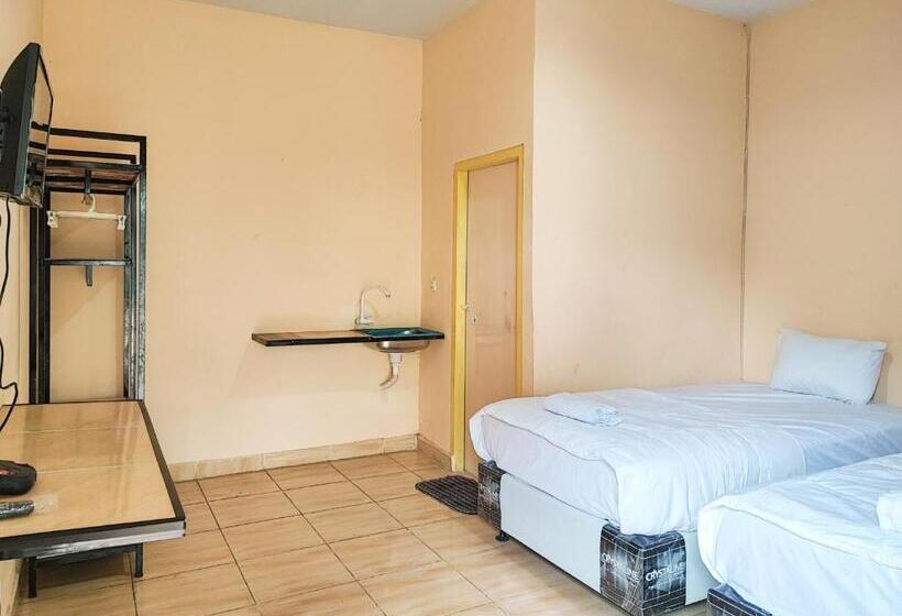 Номер Стандарт, Reddoorz Syariah Near Terminal Alam Barajo Jambi