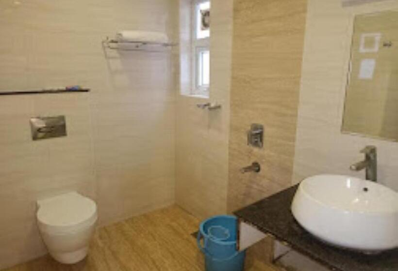 Standard Room, The King S Park Residency Chennai