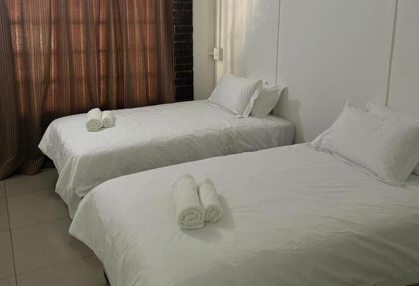 스탠다드 룸, Andre S Place